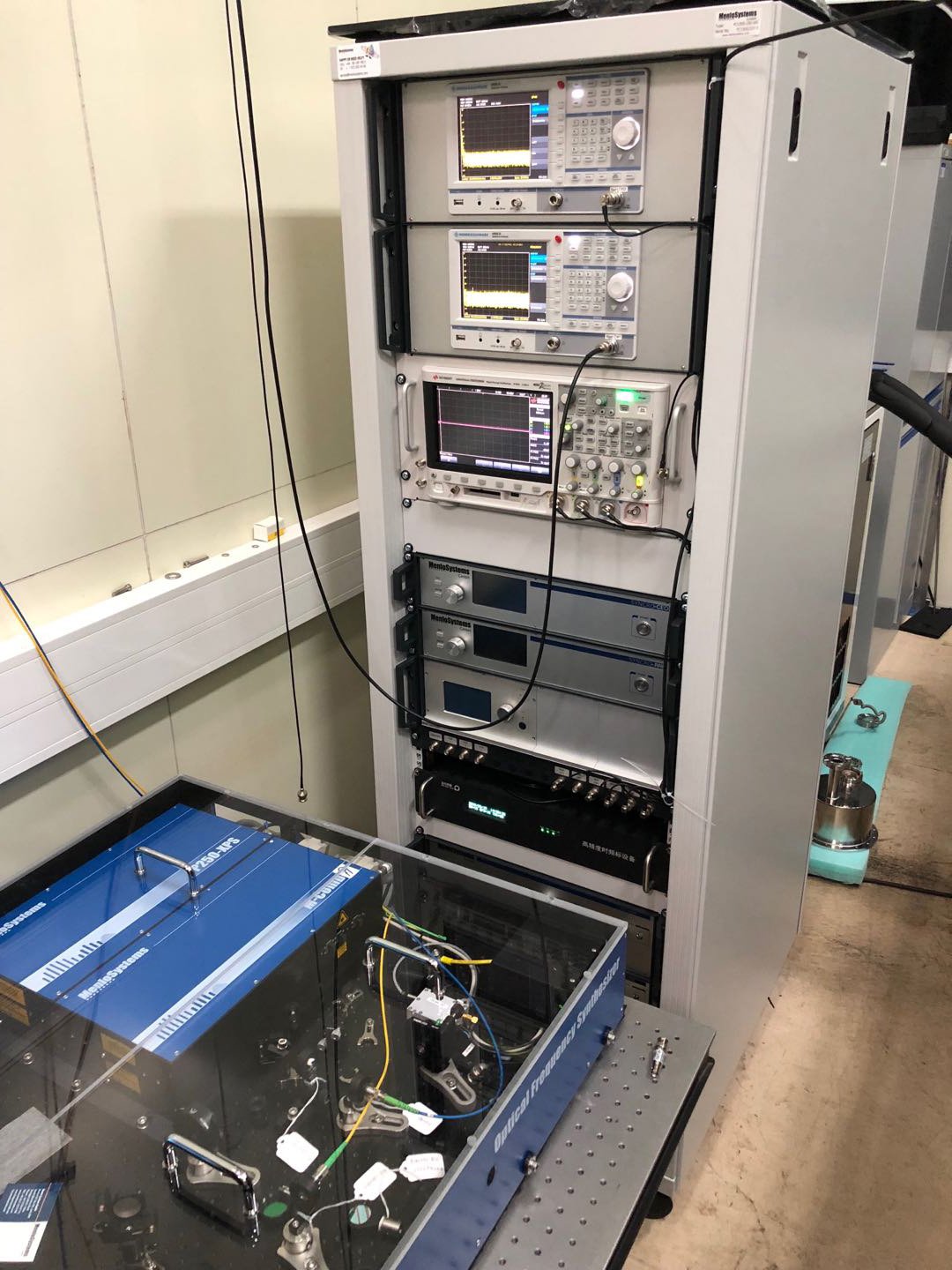 2017年 · 走向海防，打造可信时间保障